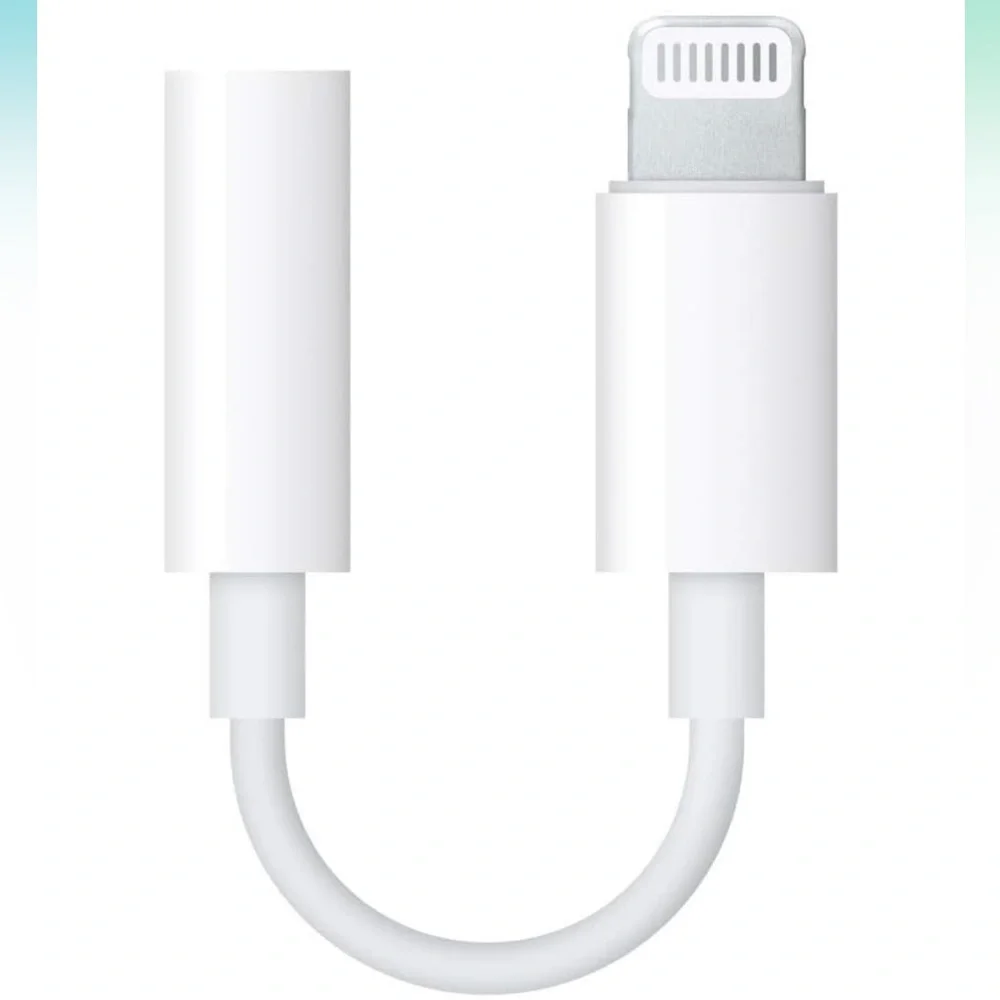 Apple Lightning to 3.5 mm Headphone Jack Adapter